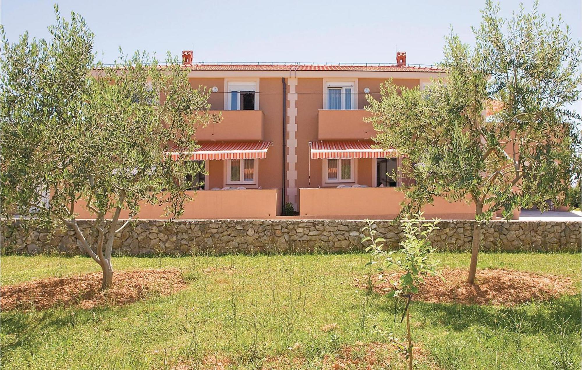 2 Bedroom Nice Apartment In Vir Dış mekan fotoğraf